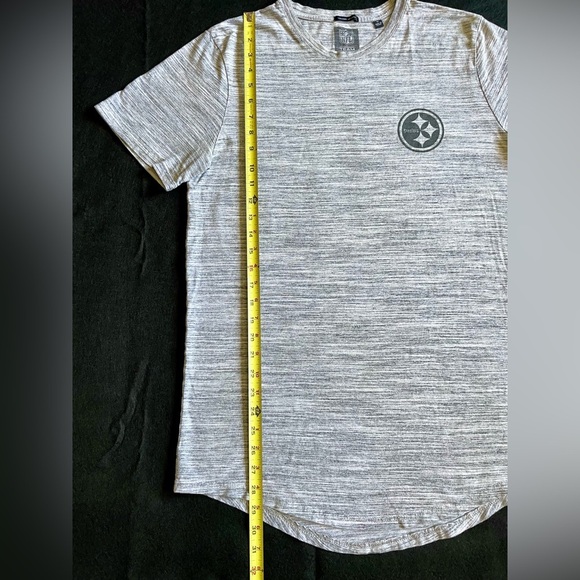 NFL Pittsburgh Steelers Men’s Gray T-Shirt Size Large Longer Length - Picture 4 of 6